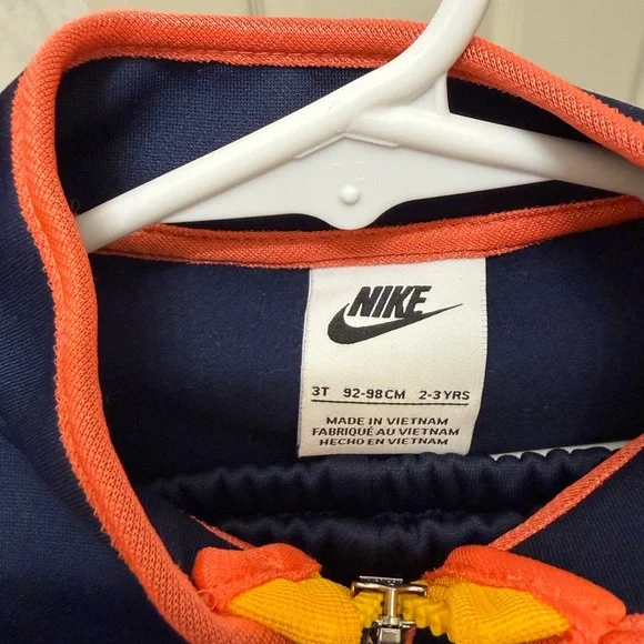 Nike Navy 2-Piece Set with Orange Details - Picture 3 of 6
